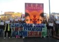 Protesta del personal del Aita Menni de Arrasate, en el Zinemaldia. Foto: ELA.