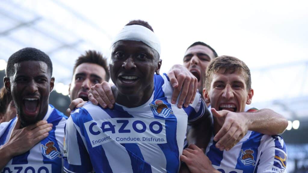 Sadiq3 Sadiq ya brilla ante un Atlético que pudo resolver en el descuento (1-1)