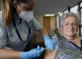 Vacunascoronaresis 120x86 - Euskadi supera los 600 positivos en una jornada con 165 casos en Gipuzkoa