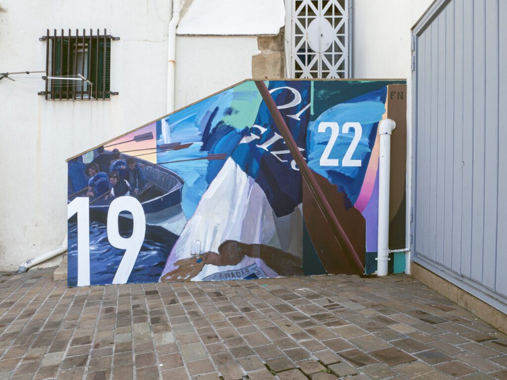 mjralaitsasmuseoa Un mural sobre las regatas de la Concha en la pared del Euskal Itsas Museoa