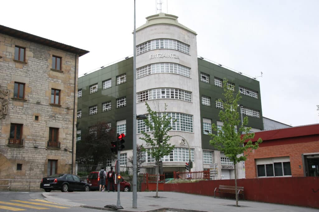 Eibar Tres detenidos en Eibar por tráfico de drogas