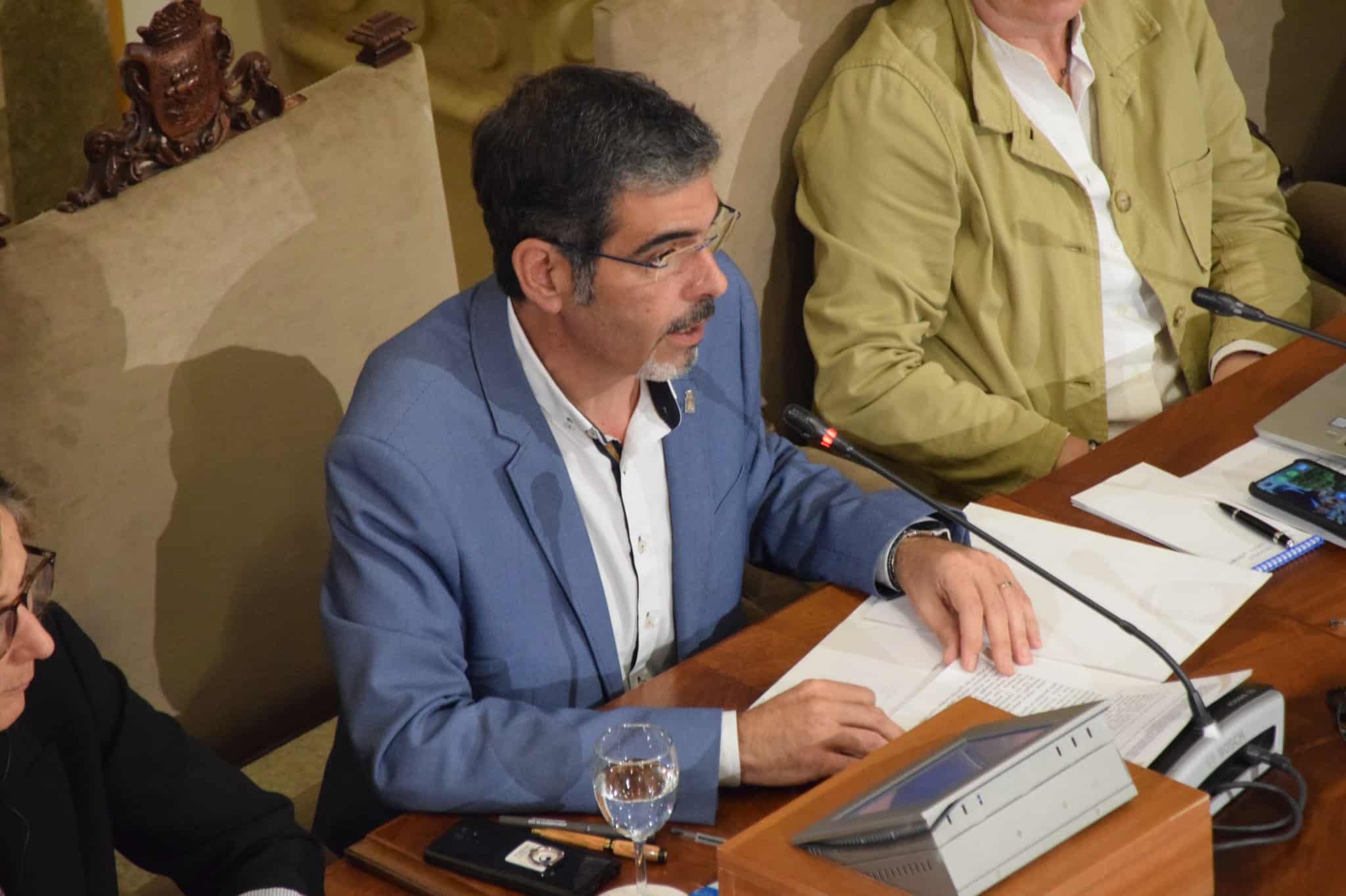 Eneko Goia pleno Goia asegura que escucharán aportaciones en movilidad "para mejorar"