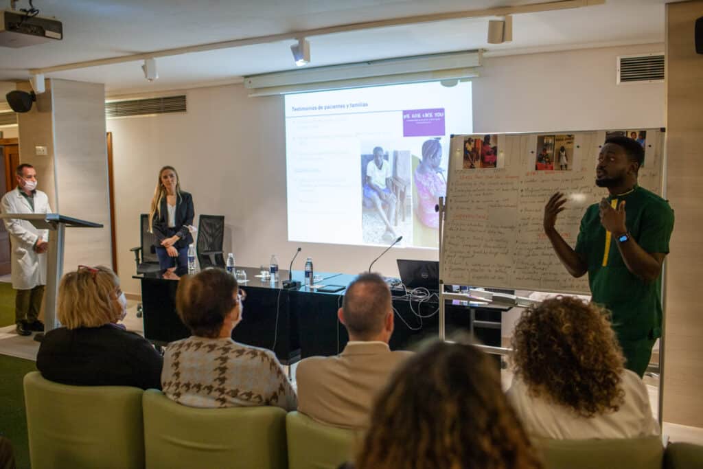 Ato Kwamena durante la jornada en Aita Menni que ha conmemorado el 5 aniversario Cumple cinco años la unidad de salud mental del hospital Aita Menni en África