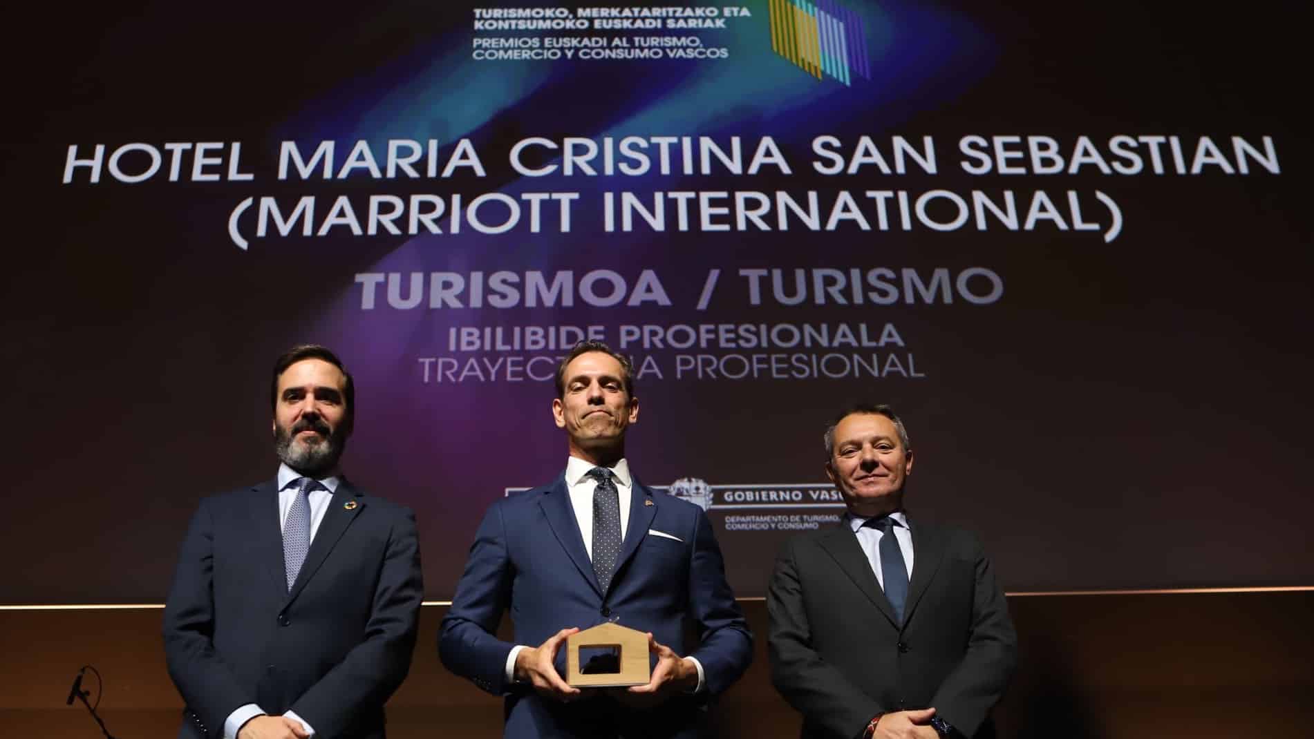 Hotel Maria Cristina - Casa Munoa, Loco Polo y Hotel María Cristina en los Premios de Turismo y Comercio