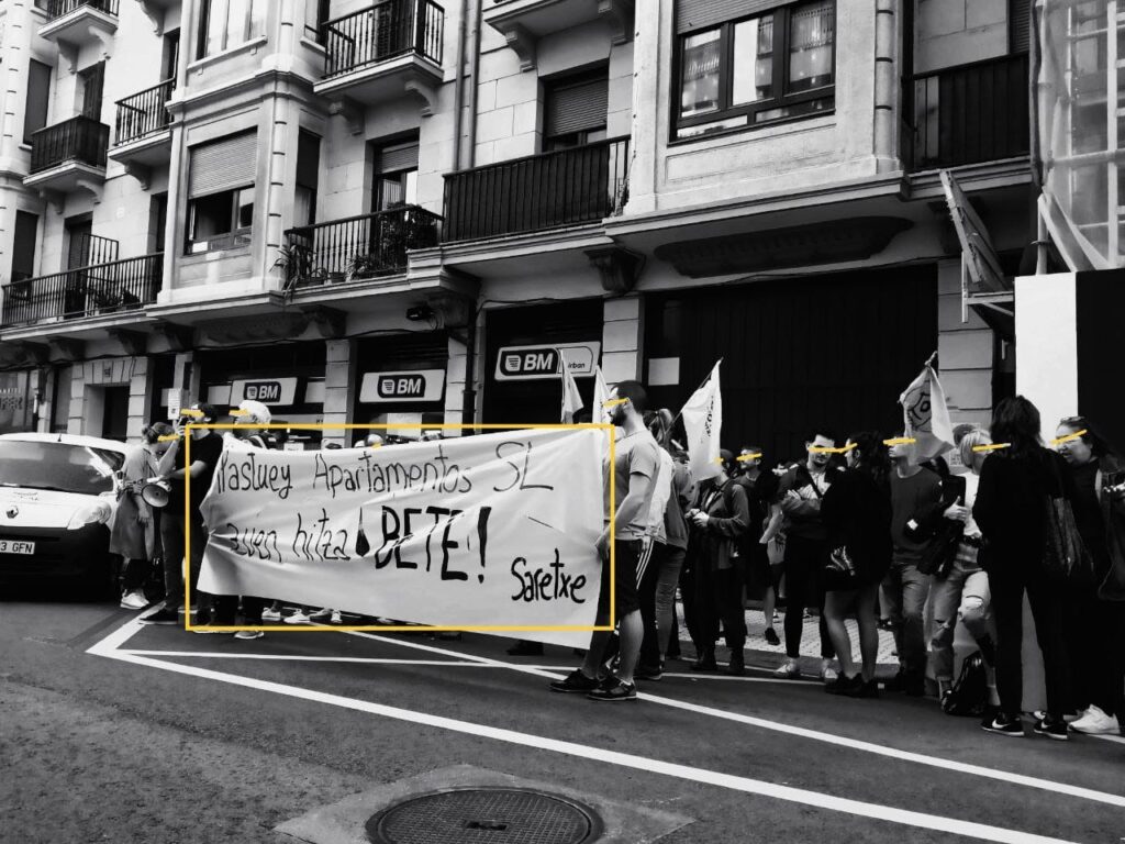 Kasu baten kontzentrazioa Saretxe: “Hay que intervenir el mercado de la vivienda”