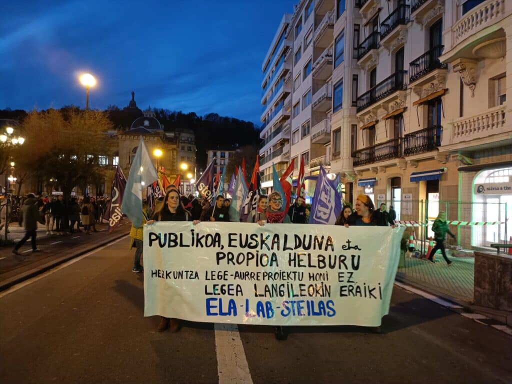 huelga 1 Los sindicatos le dan un 60% al seguimiento de la huelga de enseñanza y el Gobierno vasco un 32%