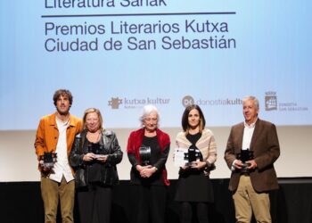 Entrega de los Premios literarios Kutxa Ciudad de San Sebastián. Foto: Kutxa Fundazioa