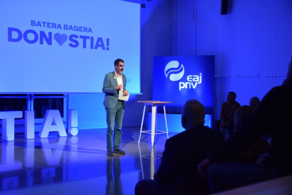 Eneko Goia Eneko Goia reafirma el compromiso del PNV con el avance y el futuro de Donostia