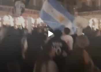 Festejos argentinos en Donostia. Vídeos de Kanif Beruna en el interior.