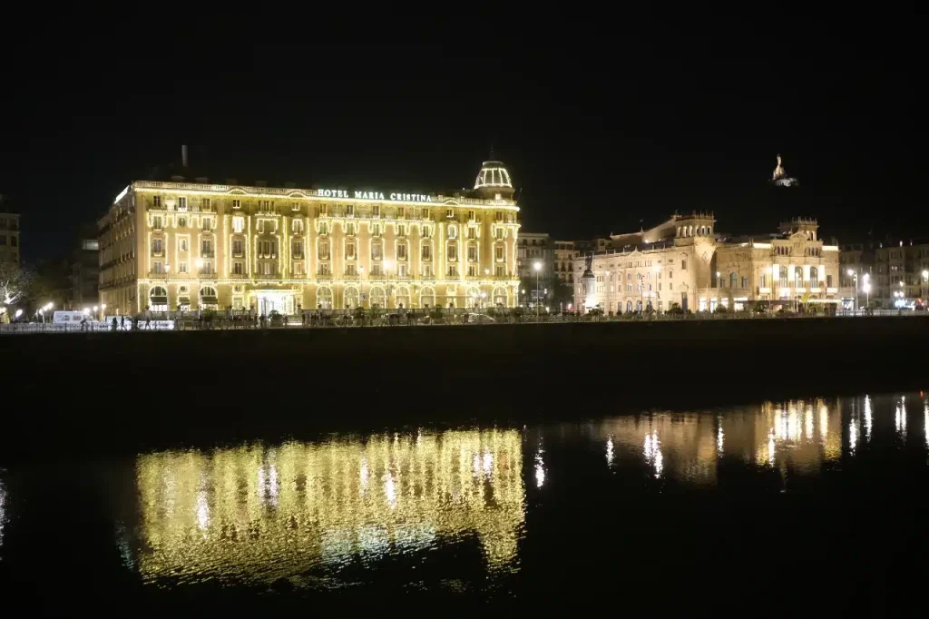 Hotel Maria Cristina 'Siente la Magia': San Sebastián se promociona como destino navideño