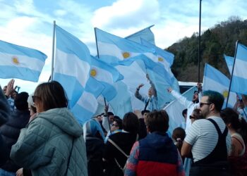 Argentinos en Donostia a la espera de la final del Mundial. Fotos: DonostiTik