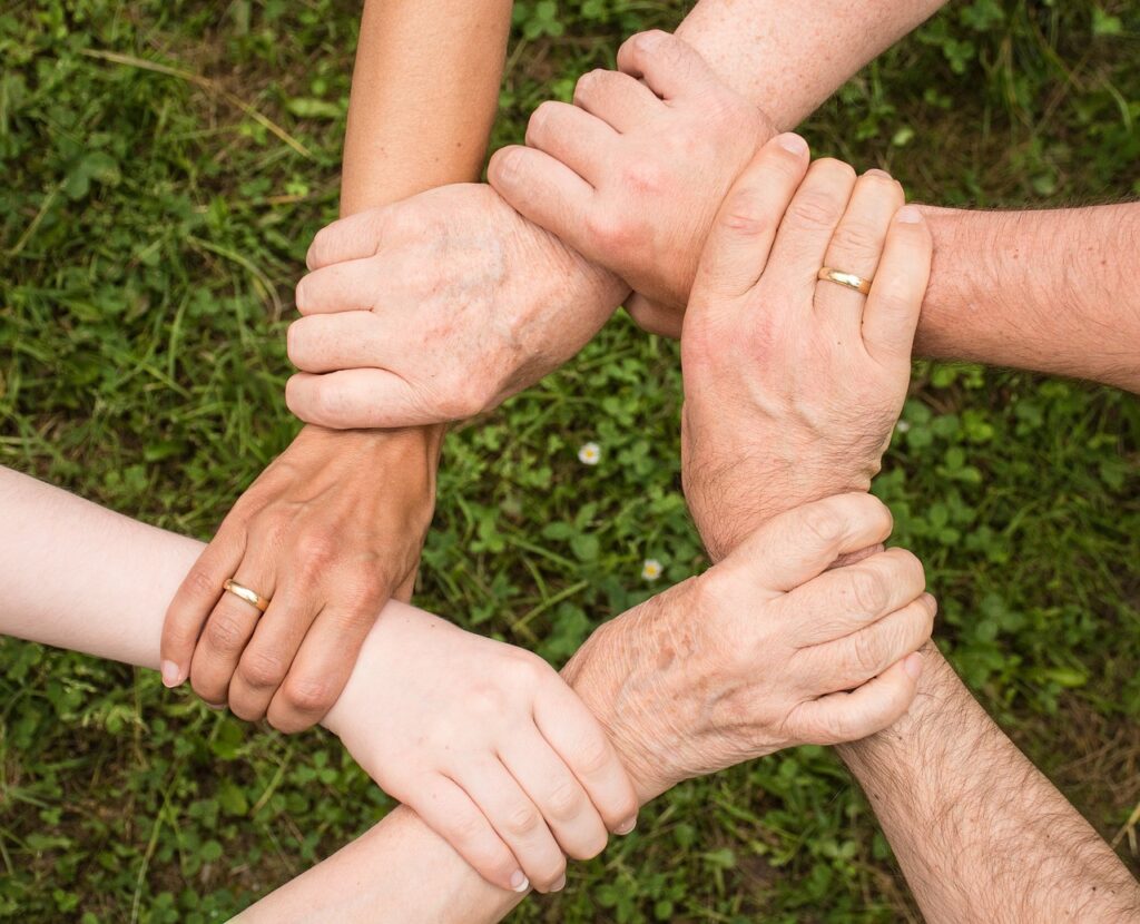 team spirit g9631dc781 1280 Gipuzkoa necesita de forma urgente 7 familias de acogida