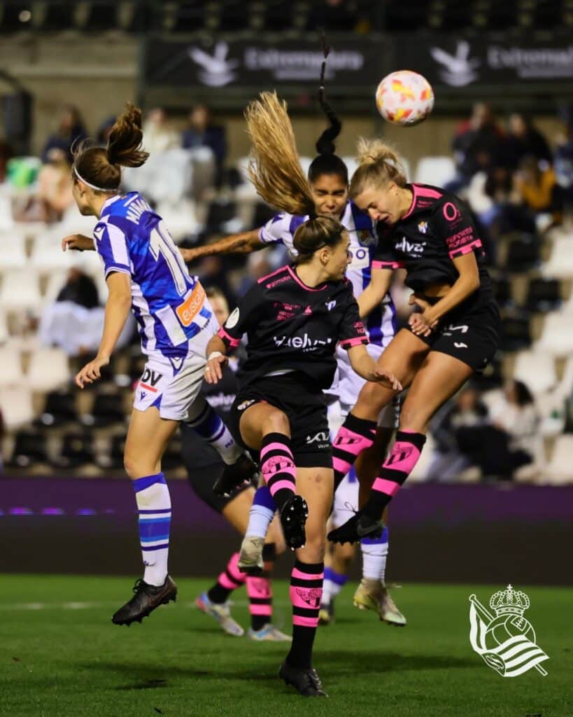 real Sociedad supercopa (1-0) La Real Sociedad, primera finalista de la Supercopa en un partido frío