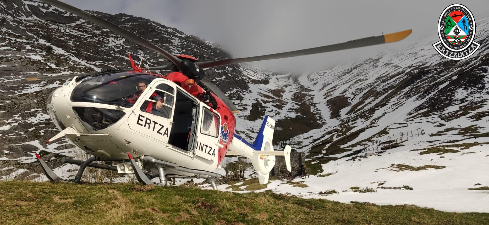 Amezketa2 - Emergencias de Euskadi rescata a un montañero accidentado en Amezketa