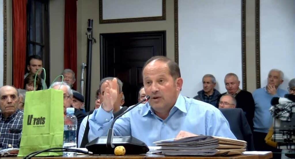 Inaki Perez de Eulate El Ayuntamiento de Andoain se adhiere a las reivindicaciones contra el proyecto CII