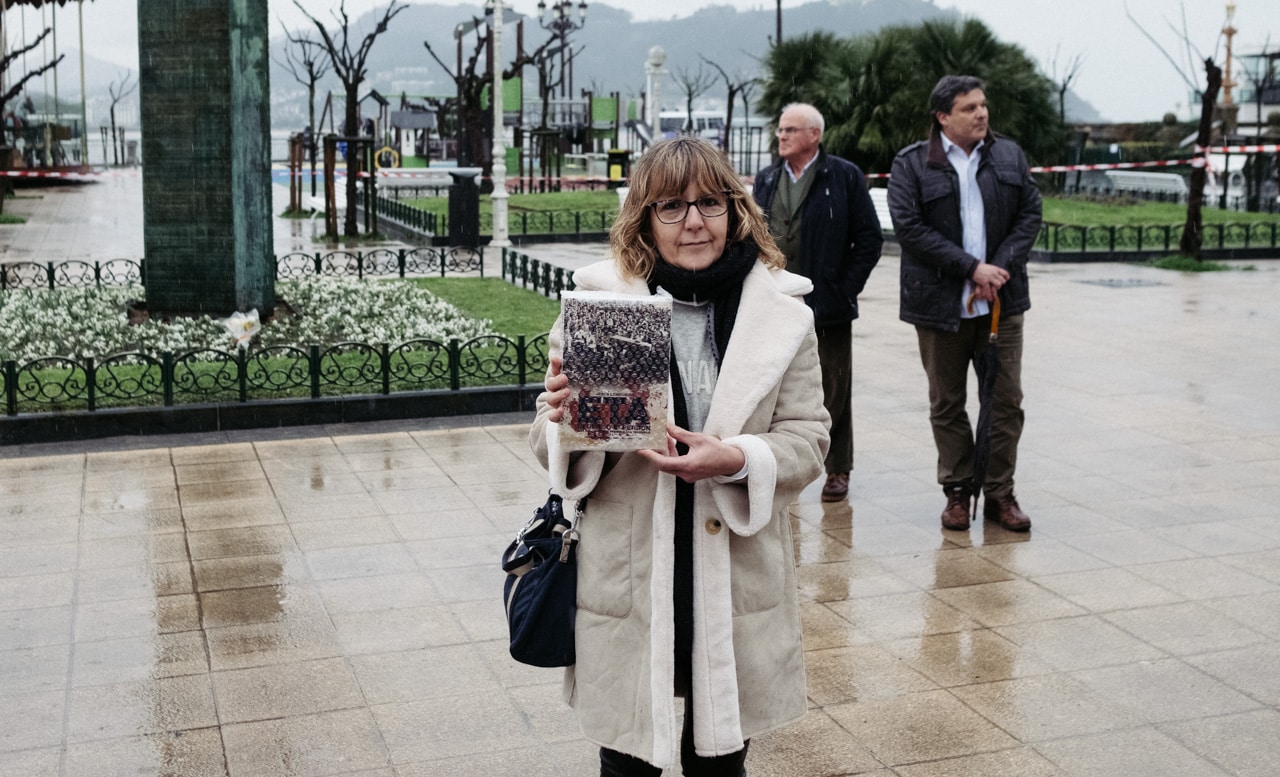 XE3S7083 - Momentos de tensión en la ofrenda floral de Ynestrillas en San Sebastián