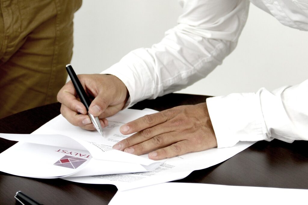 firm gbdda3eabd 1280 Trabajo pide a 1.700 empresas vascas que regularicen casi 5.000 contratos