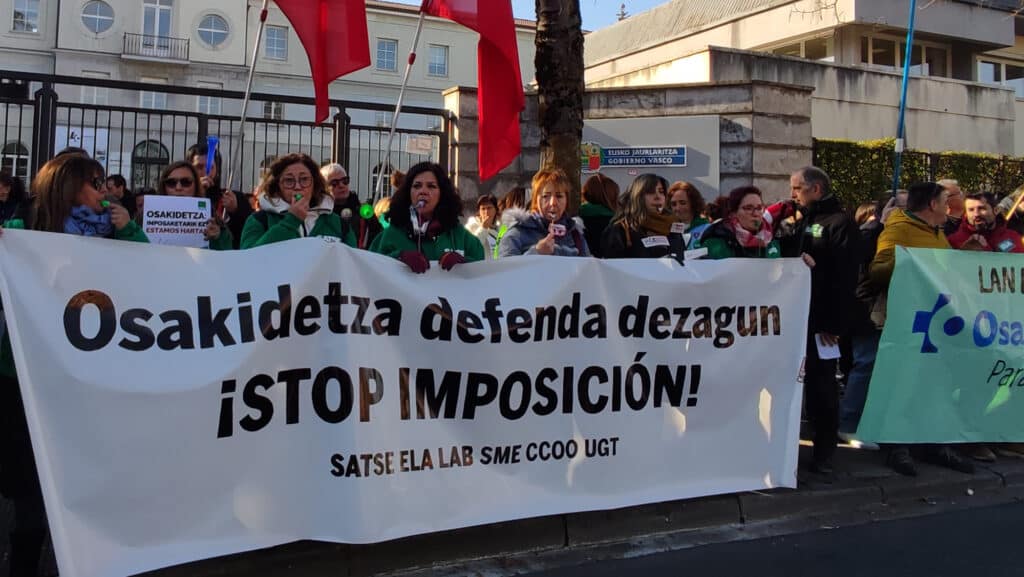 pitada16F 1 Pitada de los sindicatos a Osakidetza por "el caos" de la OPE
