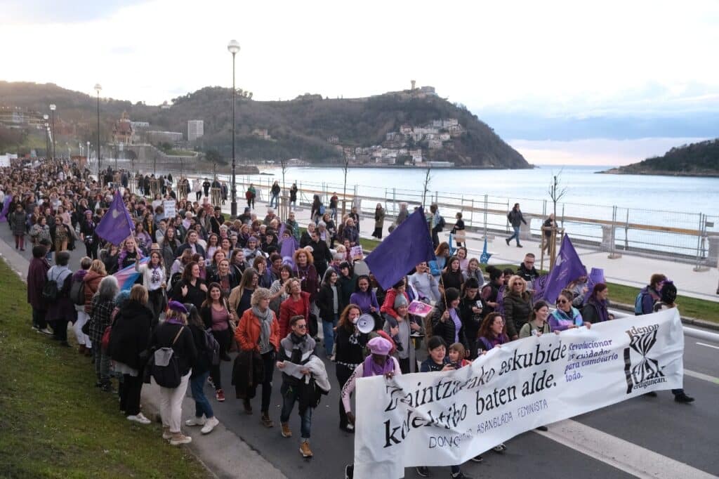2.010 mujeres viven su día a día en Gipuzkoa protegidas por la Ertzaintza 2 2023 0308 20051300 copy 1280x853 2.010 mujeres viven su día a día en Gipuzkoa protegidas por la Ertzaintza