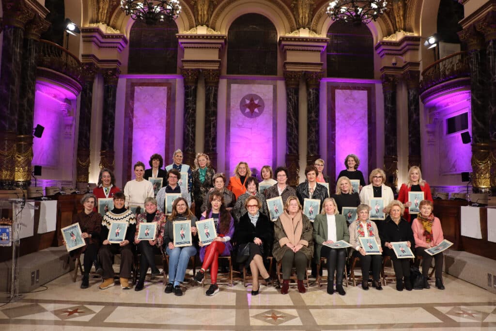 IMG 7310 (8M) Donostia homenajea a las mujeres que han sido concejalas del Consistorio