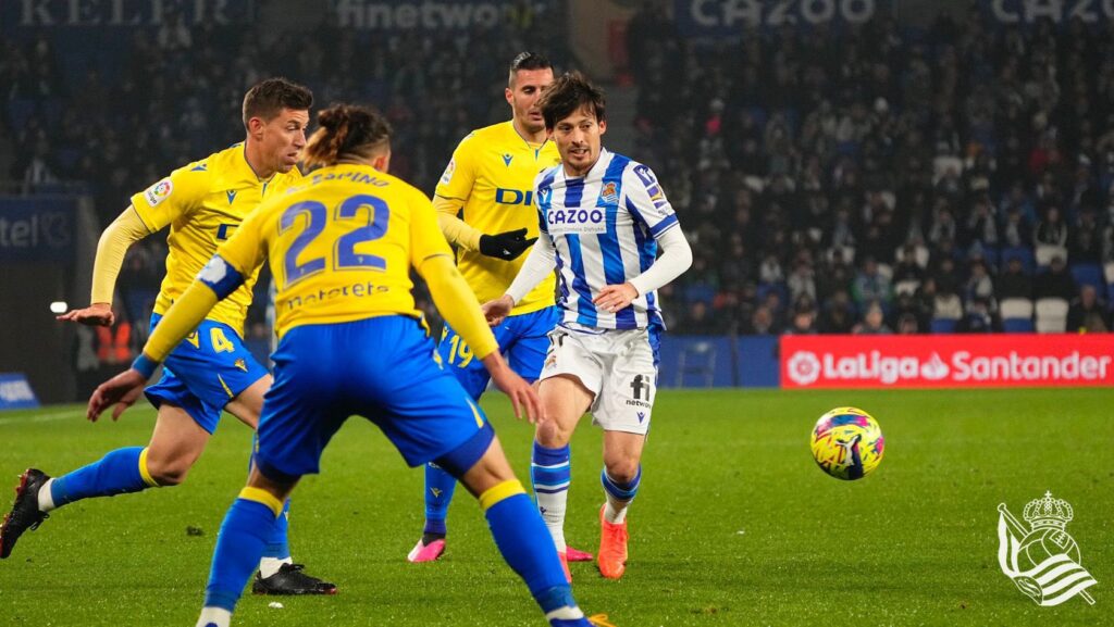El Cádiz también puntúa en el Reale Arena (0-0) 2 Silva Arena El Cádiz también puntúa en el Reale Arena (0-0)