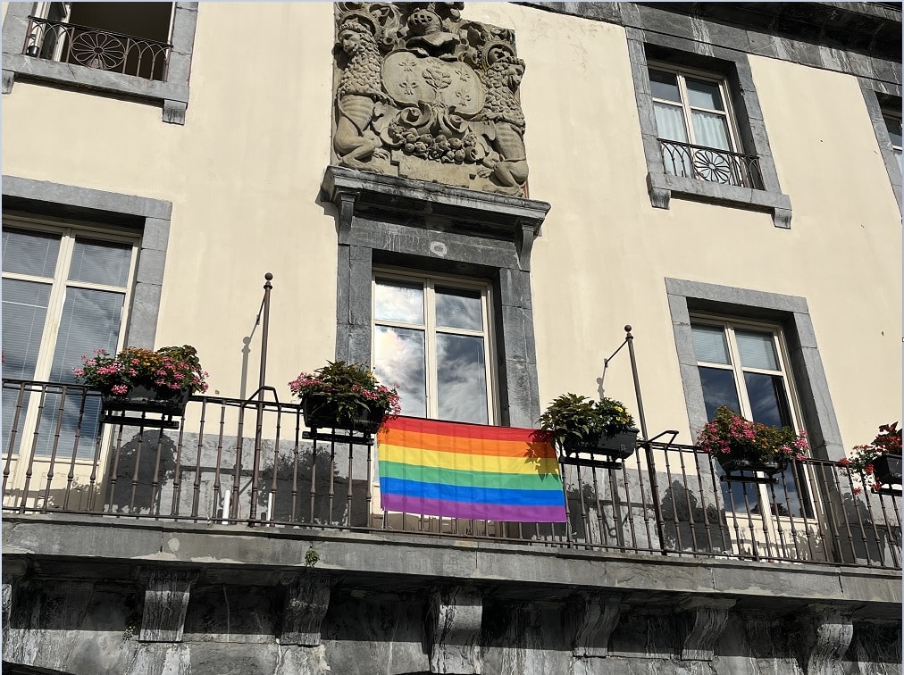 Amasa Unánime repulsa contra la presunta agresión homófoba de Villabona