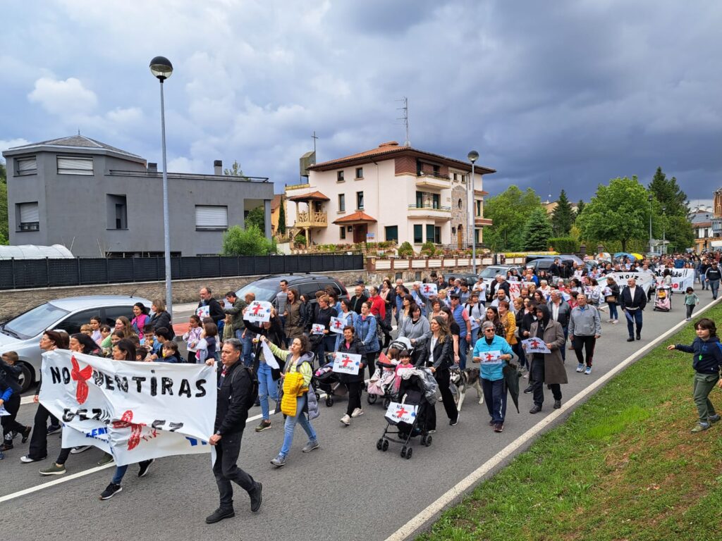 Martutene Bizirik aprovecha el nuevo curso para impulsar las reivindicaciones del barrio 4 Martu Martutene Bizirik aprovecha el nuevo curso para impulsar las reivindicaciones del barrio