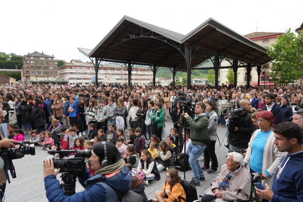 Orio prensa La familia de la víctima de Orio agradece el apoyo y pide un funeral sin prensa