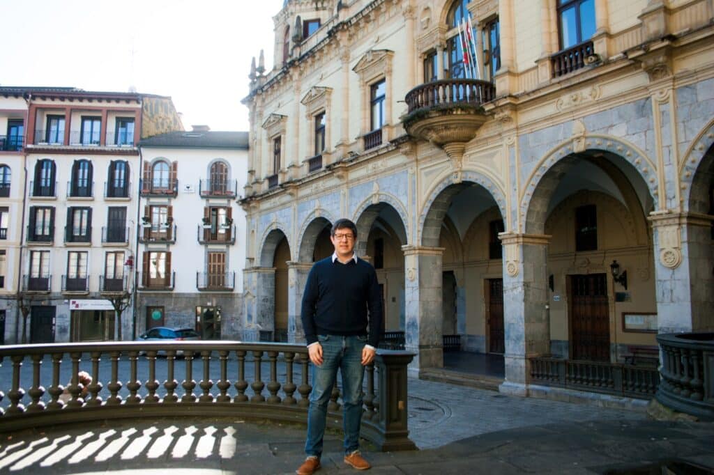 Crespo El PSE denuncia la inclusión de un acto por los presos de ETA en las fiestas de Hernani