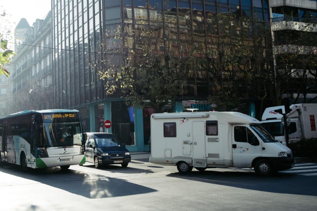DSF7943 "Las autocaravanas podrán aparcar de día y, cuando dejan de molestar, se tienen que ir. Absurdo"