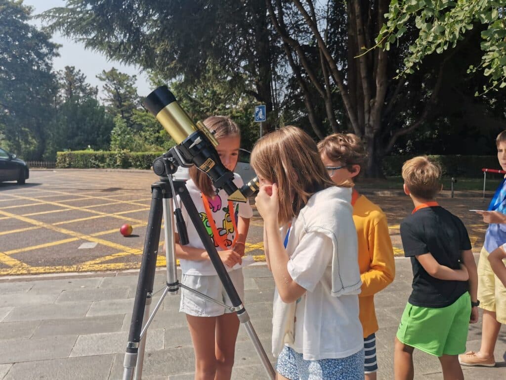 academia de astronautas Las colonias de Eureka! Zientzia Museoa llaman a despertar la curiosidad este verano
