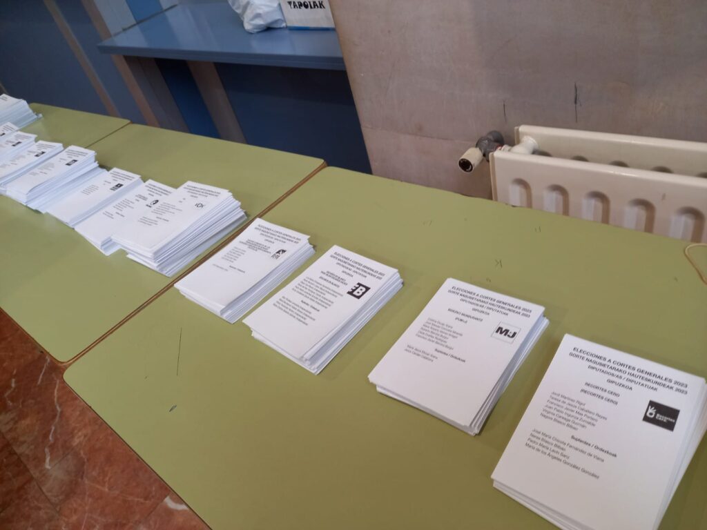 (28M) El recuento de votos en el Distrito Este da la victoria a EH Bildu 2 23J5 (28M) El recuento de votos en el Distrito Este da la victoria a EH Bildu