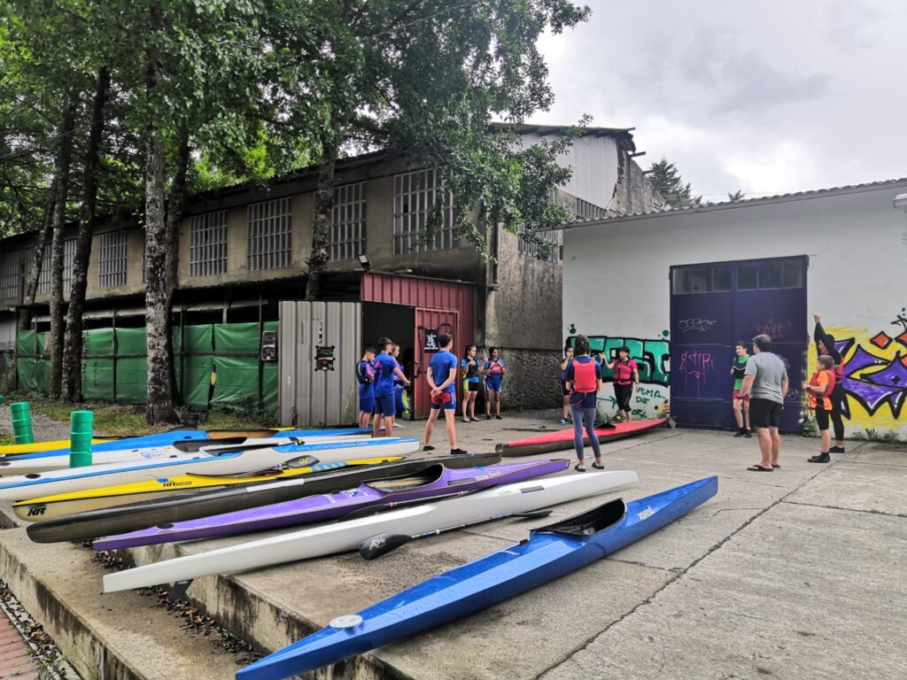 Donostia Kayak espera celebrar sus 25 años con el traslado al caserío Benartegi 2 Donostikaiak Donostia Kayak espera celebrar sus 25 años con el traslado al caserío Benartegi