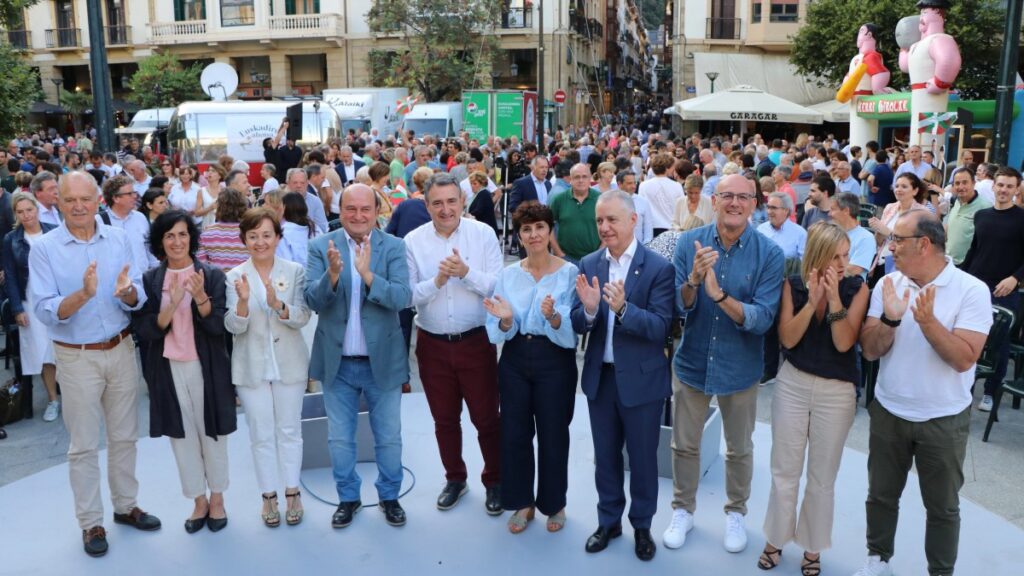 eaj pnv previene en donostia contra quien viene a EAJ-PNV previene en Donostia contra quien “viene a Euskadi una hora, echa un mitin, se va… y si te he visto no me acuerdo”