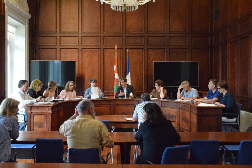 junta Aprobada la cobertura de la zona contaminada por amianto de las huertas de Marrus, Altza