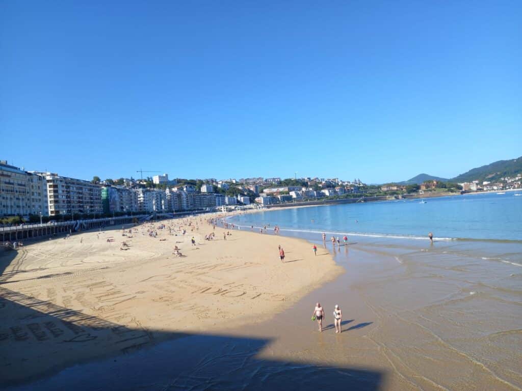 4 Primer robo de la temporada playera en San Sebastián