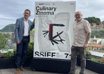 El director de Basque Culinary Center, Joxe Mari Aizega, con el director del Festival de San Sebastián, José Luis Rebordinos. Foto: SSIFF