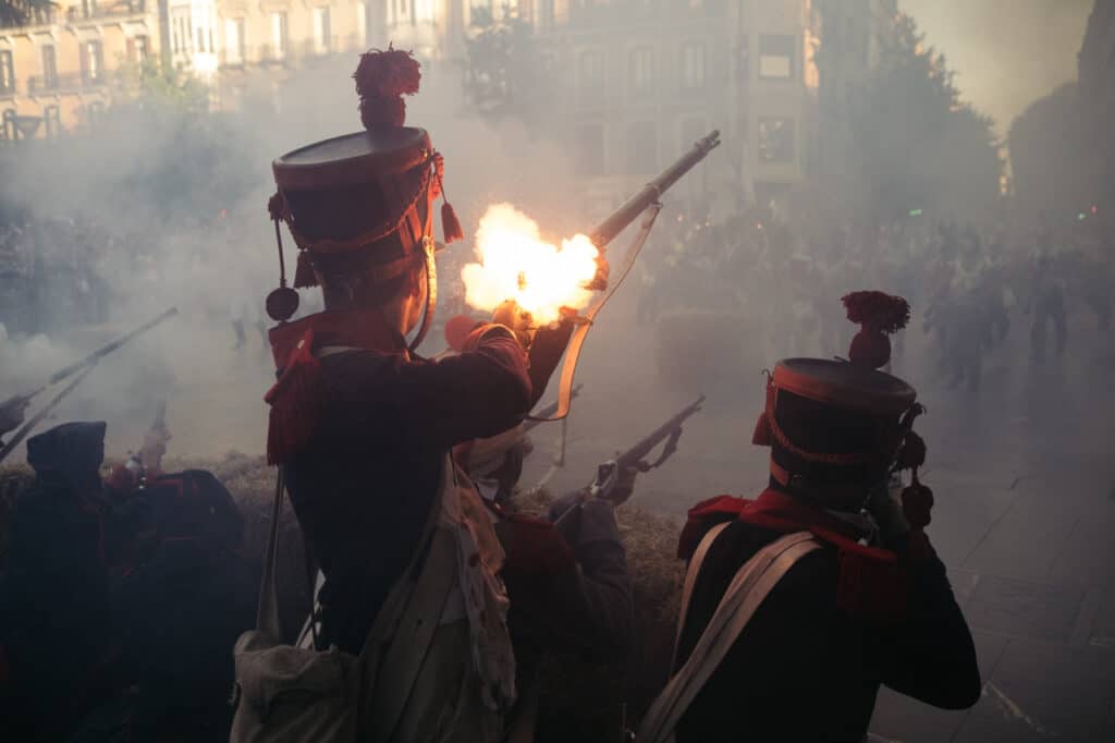 XE4S5423 2 San Sebastián volverá a iluminarse con velas para recordar el incendio de 1813