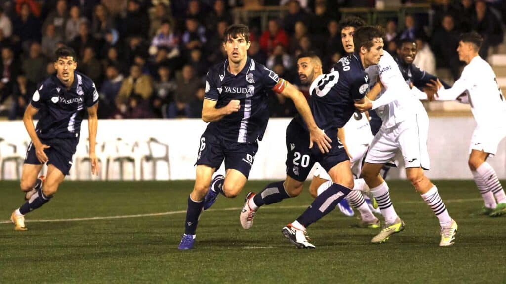 El Buñol aprieta a la Real y Carlos Fernández saca del lío a los donostiarras (0-1) 2 F93qimwWsAA0zOL El Buñol aprieta a la Real y Carlos Fernández saca del lío a los donostiarras (0-1)