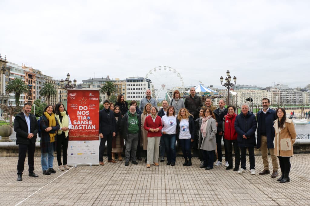 FOTO INAUGURACION NAVIDAD Donostia disfrutará de un encendido navideño con acrobacias acuáticas el 1 de diciembre