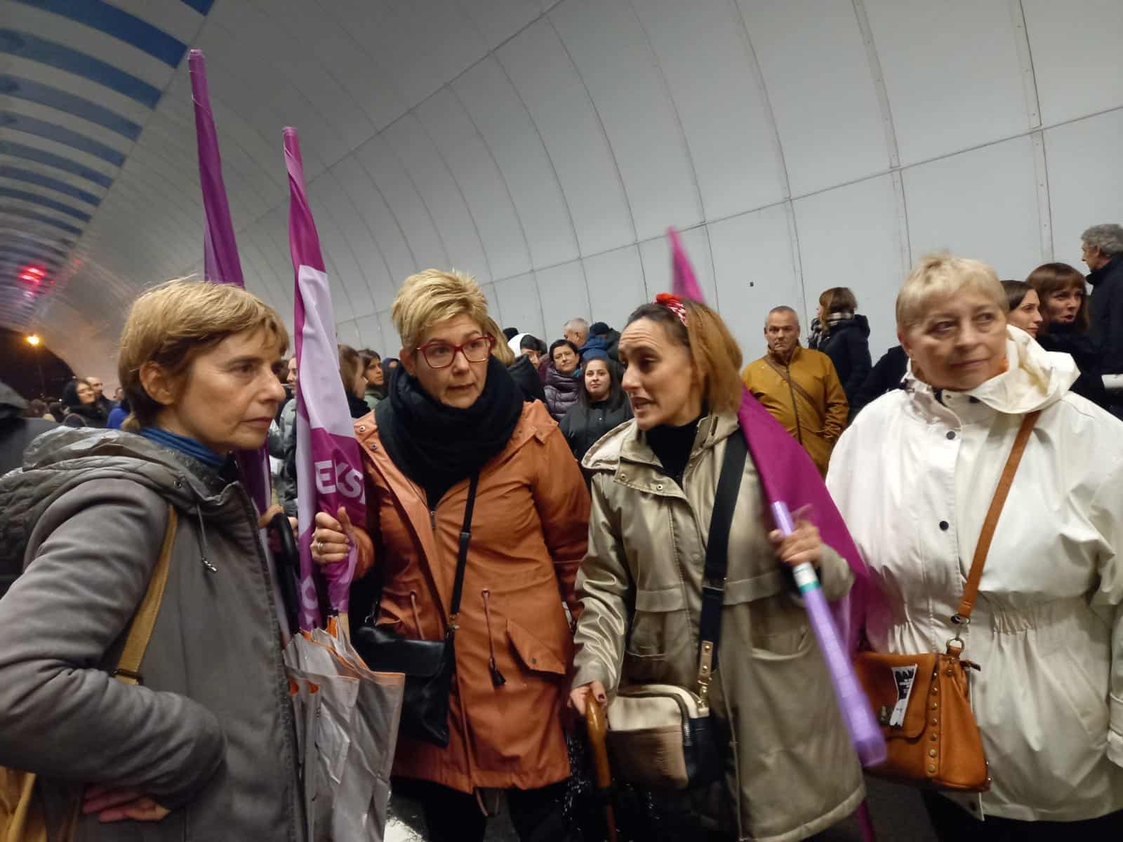 WhatsApp Image 2023 11 30 at 18.12.55 - San Sebastián despide la primera huelga feminista con una gran manifestación