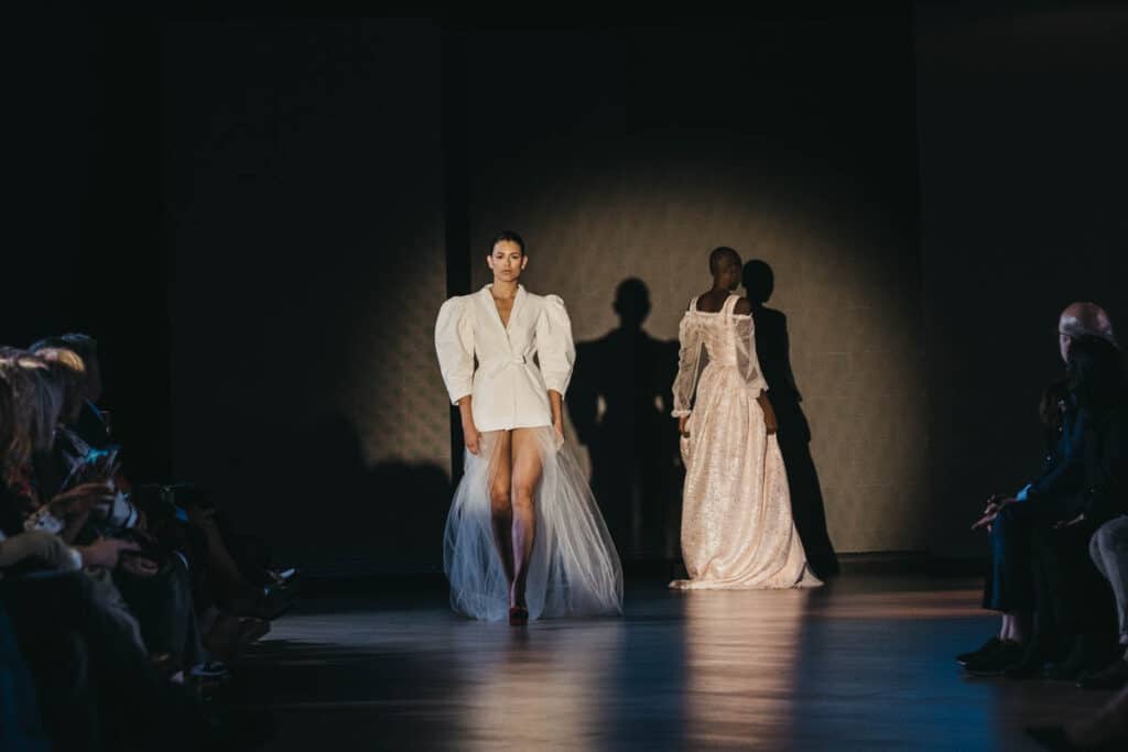 XE4S1212 Protagonismo de la moda vasca en otro octubre que se despide en Donostia