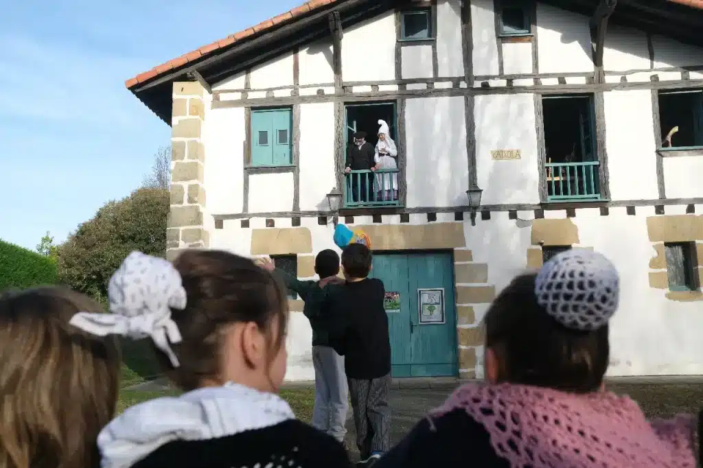 2022 1224 12092000 copy 1280x853.jpg La Navidad que heredamos de nuestros ancestros