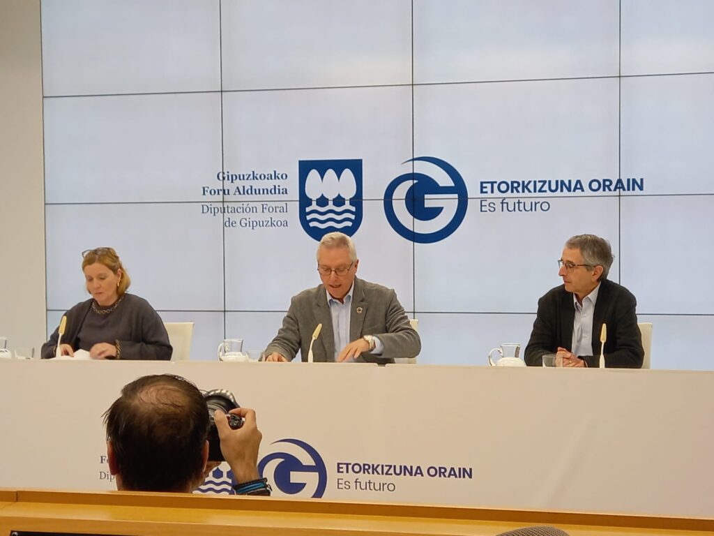 Asensio: "Atribuir a Zubieta la toxicidad de los lixiviados de Navarra es atrevido y falso" 2 WhatsApp Image 2024 01 24 at 11.34.50 Asensio: "Atribuir a Zubieta la toxicidad de los lixiviados de Navarra es atrevido y falso"