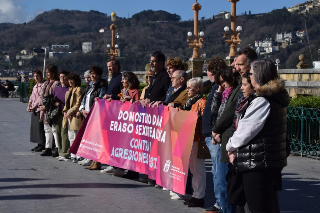 DSC 0268 Protesta en Donostia por la denuncia de retención y agresión sexual a una mujer