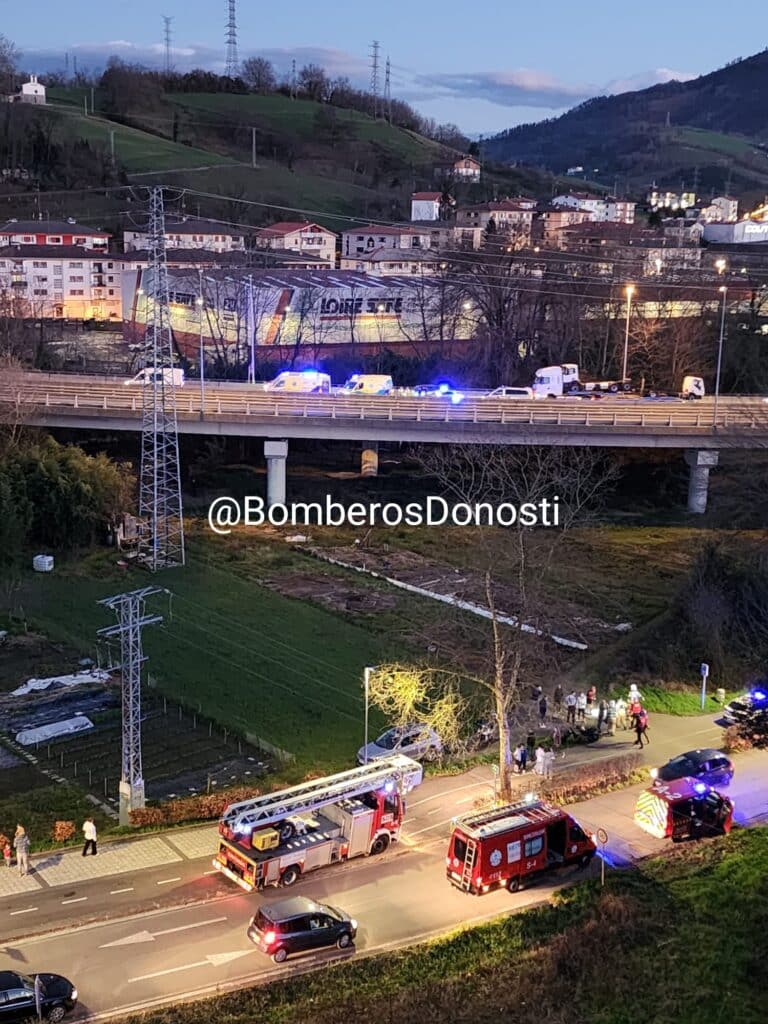 GGPbTR9WkAEAVwj Fallece un motorista en la A-15 (Hernani)