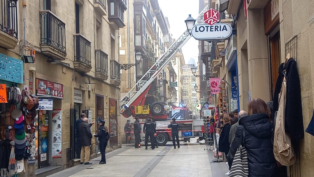 WhatsApp Image 2024 02 19 at 13.09.15 La Parte Vieja pide una nueva normativa antiincendios y se manifestará el sábado