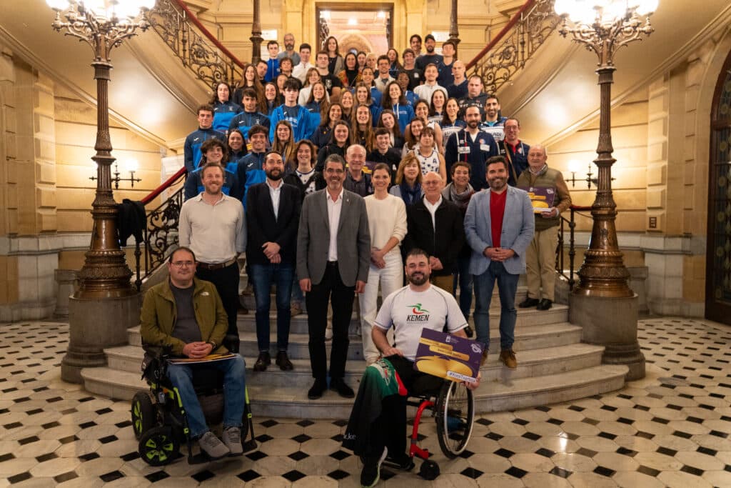 Donostia kirola hace entrega de la 'Urrezko Kirol Txartela' a la élite deportiva de San Sebastián 2 DSC06060 Donostia kirola hace entrega de la 'Urrezko Kirol Txartela' a la élite deportiva de San Sebastián