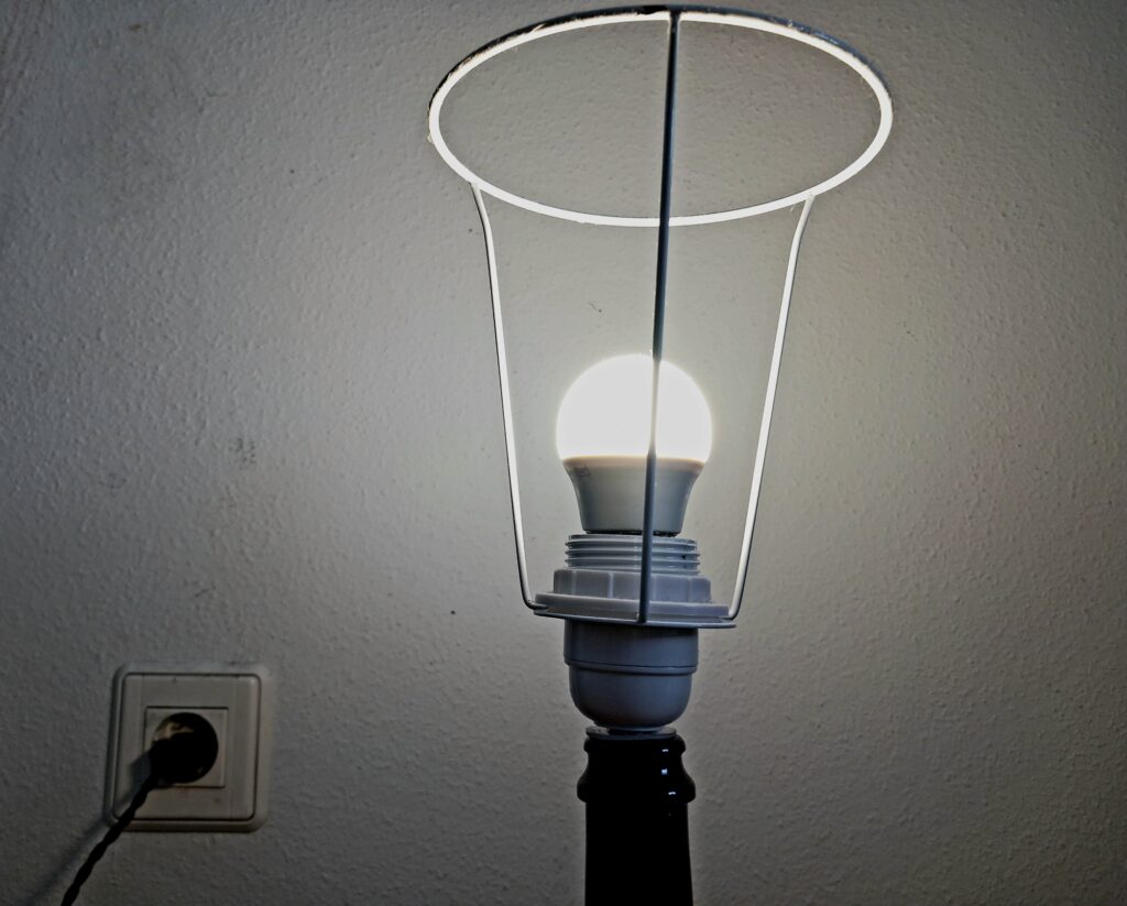 Luz El IPC repunta una décima en marzo hasta el 3,2 % por el encarecimiento de la electricidad