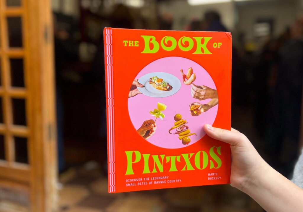 Marti Buckley escribe la 'biblia pop' de los pintxos donostiarras 4 book pintxos marti Marti Buckley escribe la 'biblia pop' de los pintxos donostiarras